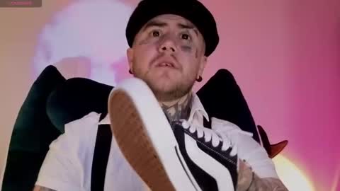 Oliver online show from November 2025 03:29:02 AM