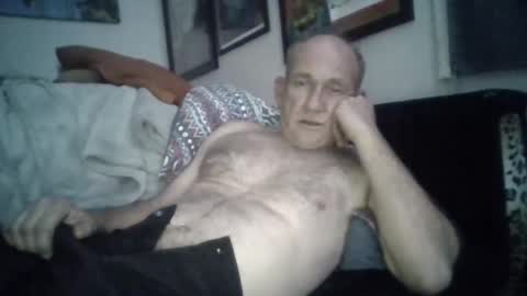 Snapshot of denneye chatting on December 2024 02:27:01 PM denneye online show from December 2024 02:27:01 PM