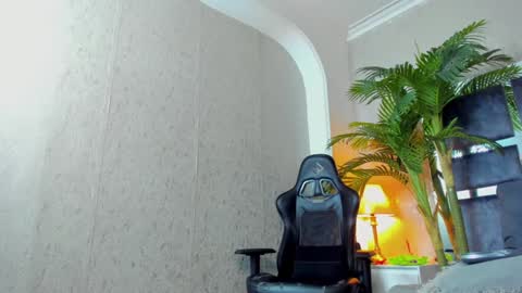 dennis_cox_ online show from January 2025 11:37:02 AM