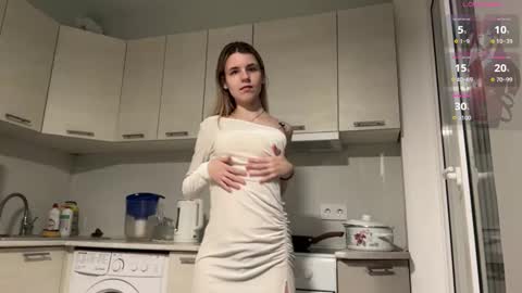 Denni online show from December 2025 04:56:01 PM