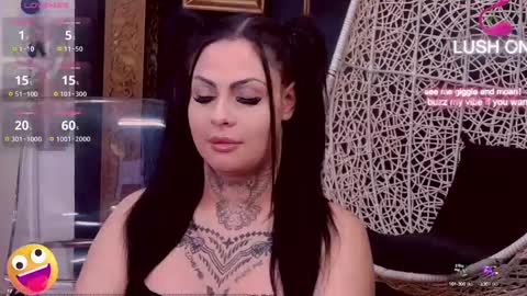 Snapshot of denychantall chatting on December 2024 04:28:01 PM denychantall online show from December 2024 04:28:01 PM