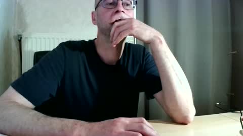 Snapshot of dereck59 chatting on May 2026 06:20:01 AM dereck59 online show from May 2026 06:20:01 AM