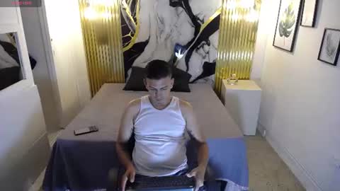 Snapshot of dereck_smithh chatting on July 2026 03:13:01 AM Dereck online show from July 2026 03:13:01 AM