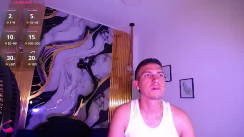 Snapshot of dereck_smithh chatting on July 2026 02:27:01 AM Dereck online show from July 2026 02:27:01 AM