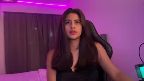 Dereck online show from February 2025 05:18:02 PM