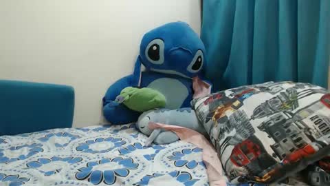 derek_44 online show from April 2026 02:25:02 AM