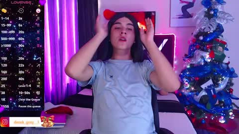 Snapshot of derek_greyy_ chatting on December 2024 08:15:01 PM derek grey online show from December 2024 08:15:01 PM