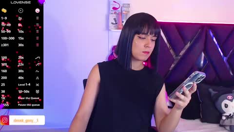 Snapshot of derek_greyy_ chatting on February 2025 07:03:01 PM derek grey online show from February 2025 07:03:01 PM