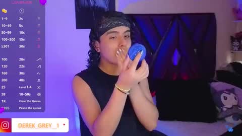 Snapshot of derek_greyy_ chatting on September 2025 08:09:01 PM derek grey online show from September 2025 08:09:01 PM