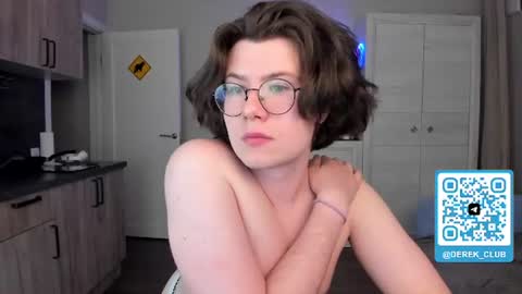 Snapshot of derek_shameless chatting on June 2026 09:57:01 PM Derek online show from June 2026 09:57:01 PM