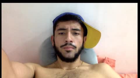 Snapshot of derek_smiith chatting on January 2025 11:32:01 AM Derek smiith online show from January 2025 11:32:01 AM