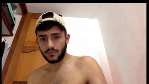 Snapshot of derek_smiith chatting on February 2025 08:33:01 AM Derek smiith online show from February 2025 08:33:01 AM