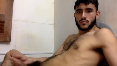 Snapshot of derek_smiith chatting on September 2025 05:51:01 AM Derek smiith online show from September 2025 05:51:01 AM