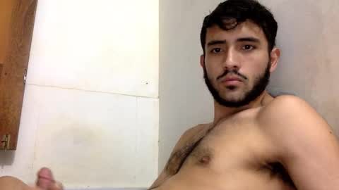 Snapshot of derek_smiith chatting on September 2025 07:19:02 PM Derek smiith online show from September 2025 07:19:02 PM