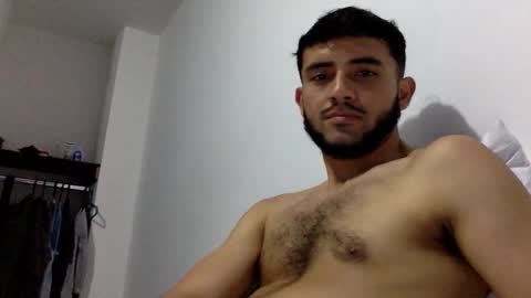 Snapshot of derek_smiith chatting on December 2025 05:24:02 AM Derek smiith online show from December 2025 05:24:02 AM