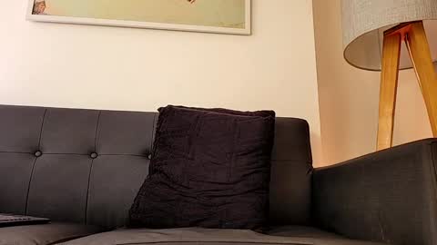 Snapshot of derek_stud_ chatting on December 2024 04:05:01 PM Derek independent model online show from December 2024 04:05:01 PM