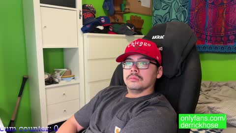 Derrick Hose online show from January 2025 04:41:01 AM