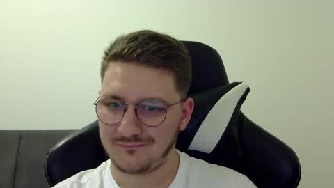 dervechi online show from October 2025 05:28:01 PM