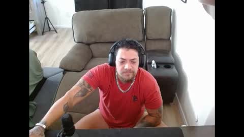 Snapshot of desertadventurer25 chatting on October 2025 02:17:02 PM desertadventurer25 online show from October 2025 02:17:02 PM