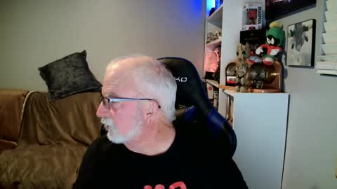 Snapshot of desertknight56 chatting on December 2024 03:26:01 AM D K online show from December 2024 03:26:01 AM