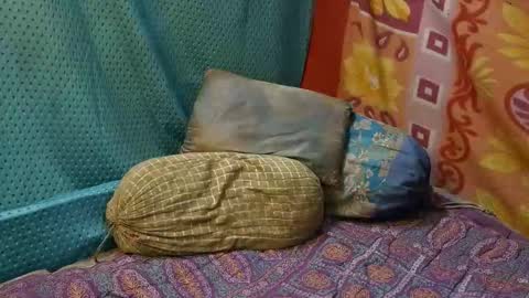 desi_boy799417 online show from February 2026 06:42:01 AM