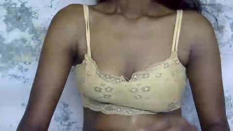 Snapshot of desi_darling chatting on September 2025 06:40:02 PM kajal online show from September 2025 06:40:02 PM
