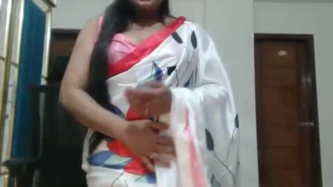 Snapshot of desimaisa130 chatting on April 2026 04:30:02 PM Maisa online show from April 2026 04:30:02 PM