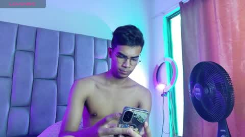Snapshot of desire4duo chatting on April 2026 12:29:02 PM desire4duo online show from April 2026 12:29:02 PM