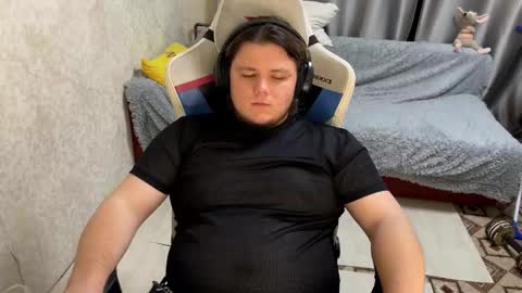 Snapshot of desiredude9 chatting on October 2025 05:54:02 PM desiredude9 online show from October 2025 05:54:02 PM