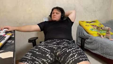 Snapshot of desiredude9 chatting on October 2025 04:27:02 PM desiredude9 online show from October 2025 04:27:02 PM