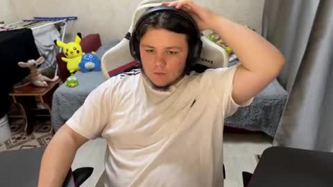 Snapshot of desiredude9 chatting on October 2025 06:25:02 PM desiredude9 online show from October 2025 06:25:02 PM