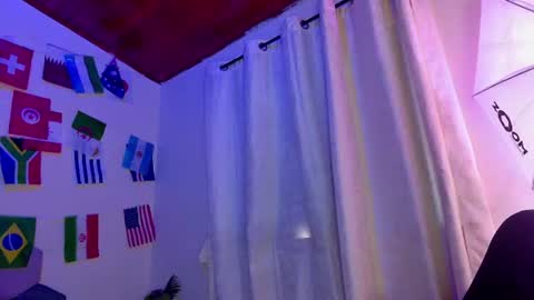 Snapshot of desireduo_tgn chatting on June 2026 07:15:01 PM TORI AND MR. BEAR online show from June 2026 07:15:01 PM