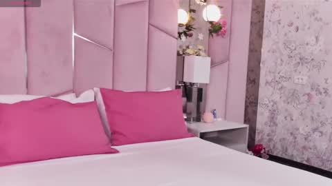 Snapshot of desireekeys chatting on September 2025 04:05:01 AM Desiree online show from September 2025 04:05:01 AM