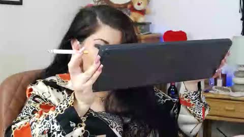 HellenMoon online show from October 2025 06:55:01 AM