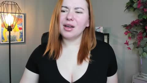 Snapshot of desirelayla chatting on April 2026 07:03:02 AM LAYLA online show from April 2026 07:03:02 AM