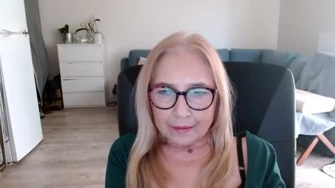 S O F I A online show from January 2025 10:58:02 AM