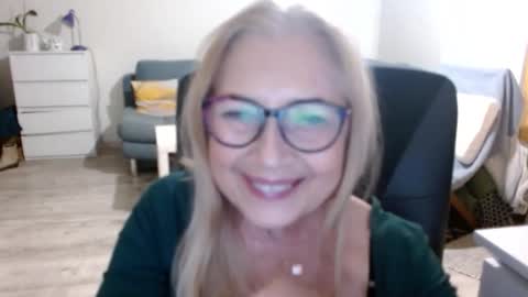 S O F I A online show from January 2025 06:36:02 PM