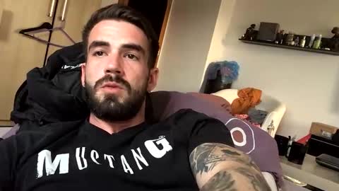 Snapshot of desirtexz chatting on April 2026 05:07:02 PM desirtexz online show from April 2026 05:07:02 PM