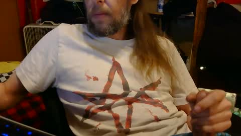 Snapshot of desolation2012 chatting on March 2026 11:37:01 PM desolation2012 online show from March 2026 11:37:01 PM