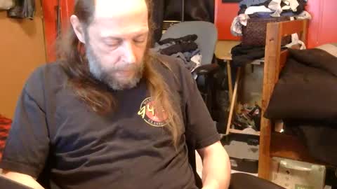 Snapshot of desolation2012 chatting on April 2026 09:51:02 AM desolation2012 online show from April 2026 09:51:02 AM