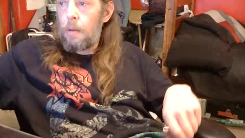 Snapshot of desolation2012 chatting on April 2026 04:43:01 AM desolation2012 online show from April 2026 04:43:01 AM