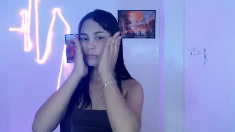 Snapshot of dess_morena chatting on July 2026 08:19:02 AM Dess online show from July 2026 08:19:02 AM
