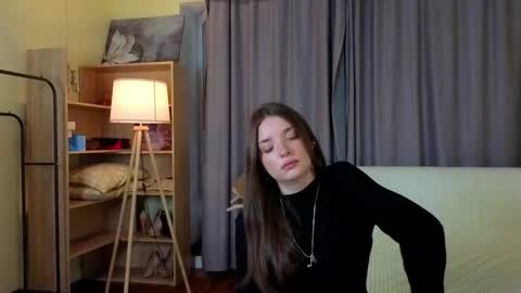 kristine online show from October 2025 01:03:02 PM