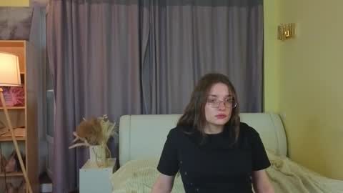 kristine online show from October 2025 12:18:02 PM