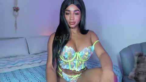 Destinne Mill online show from January 2025 03:02:01 PM