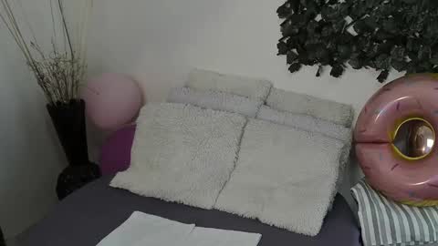 Destiny online show from September 2025 01:44:02 PM