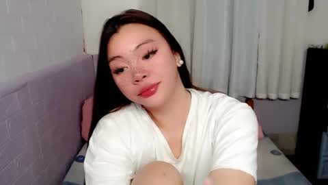 Snapshot of destinyroxie chatting on January 2025 05:13:01 PM ROXIE  online show from January 2025 05:13:01 PM