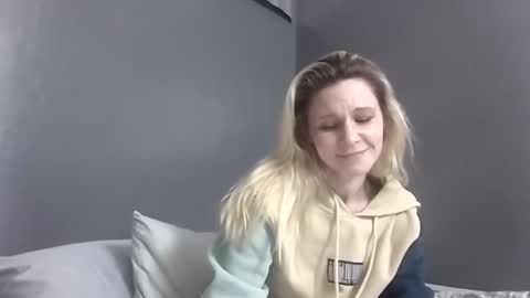 desturbingdetale699 online show from December 2024 04:33:02 AM