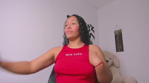 Snapshot of desty_y chatting on April 2026 05:52:01 AM desty_y online show from April 2026 05:52:01 AM