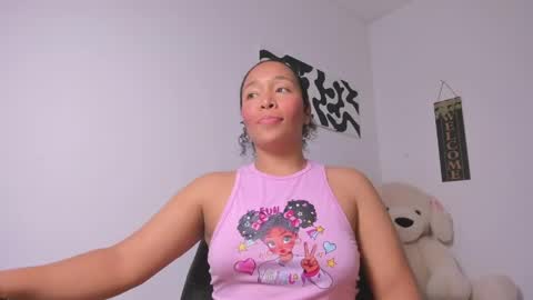 Snapshot of desty_y chatting on April 2026 05:40:01 AM desty_y online show from April 2026 05:40:01 AM